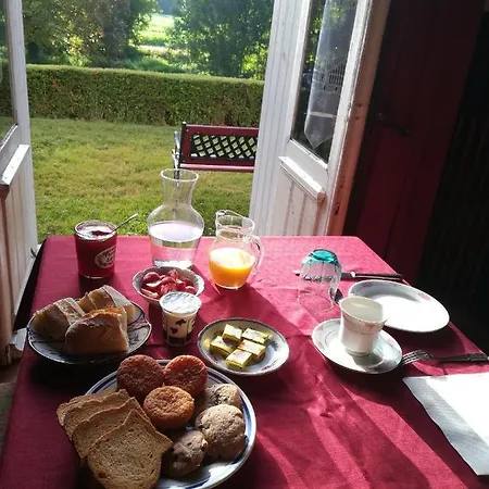 Domaine De Champ Rose Bed and Breakfast 3*