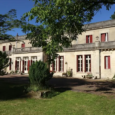 Domaine De Champ Rose 3* Saint-Laurent-de-Belzagot