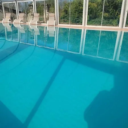 Domaine De Champ Rose 3* Saint-Laurent-de-Belzagot