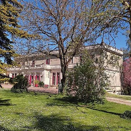 Domaine De Champ Rose Bed & Breakfast 3*